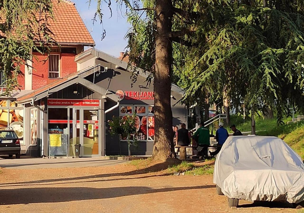 Smestaj Zeka Tekija Tekija  Exteriör bild